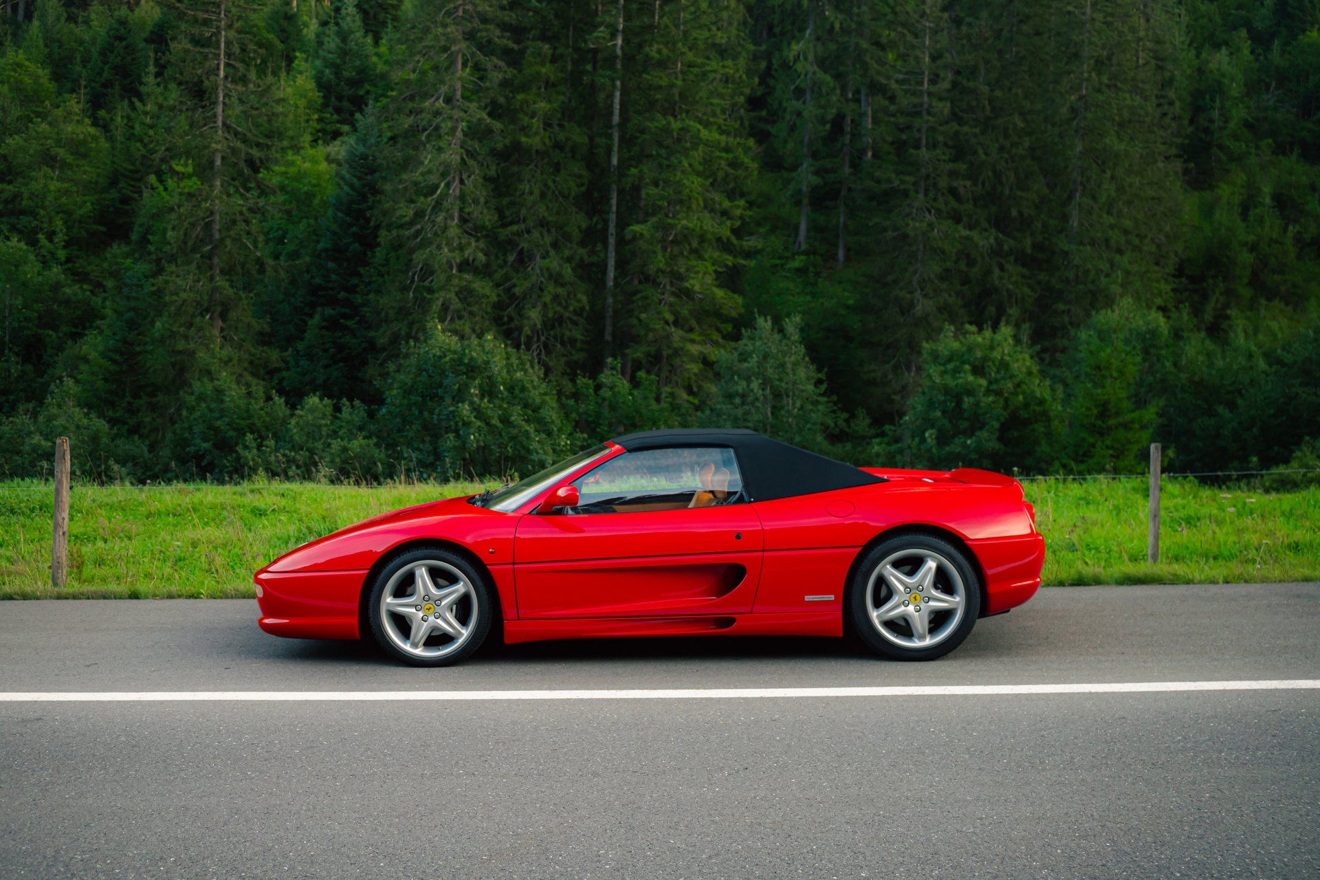 1997 Ferrari F355 - Spider - 2 owners since new - 6-speed manual gearbox, foto 6