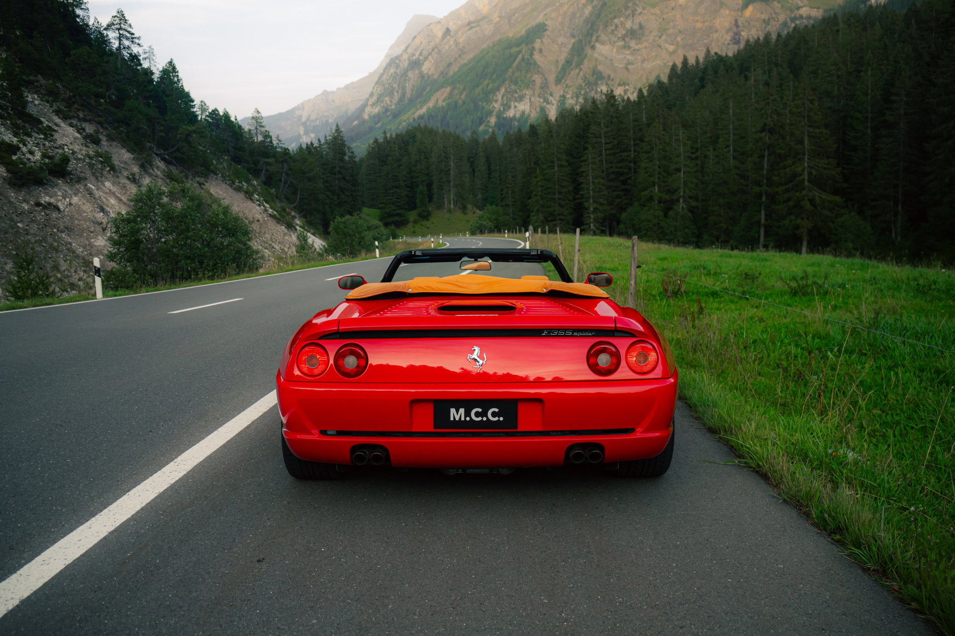 1997 Ferrari F355 - Spider - 2 owners since new - 6-speed manual gearbox, foto 8