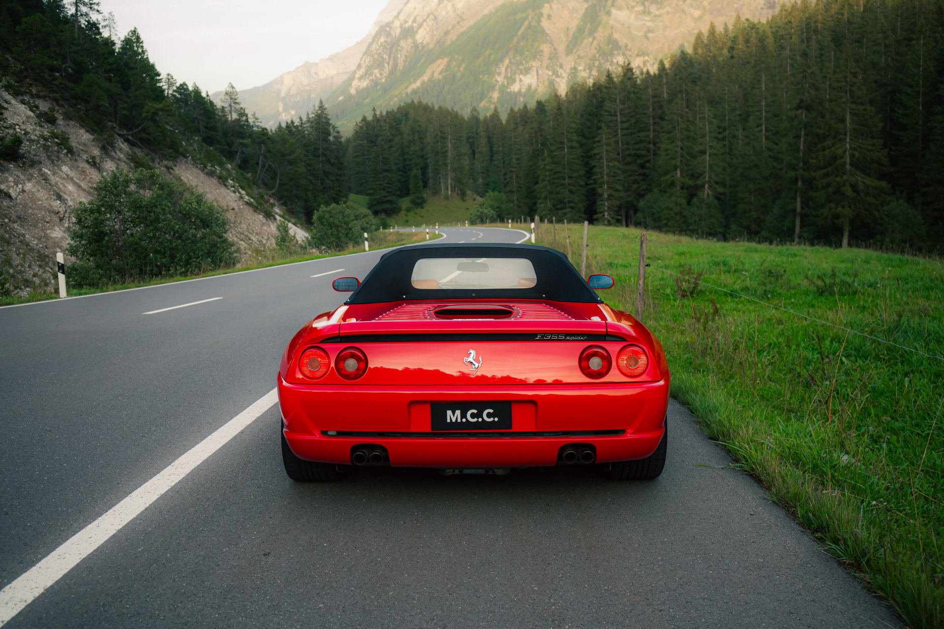 1997 Ferrari F355 - Spider - 2 owners since new - 6-speed manual gearbox, foto 9