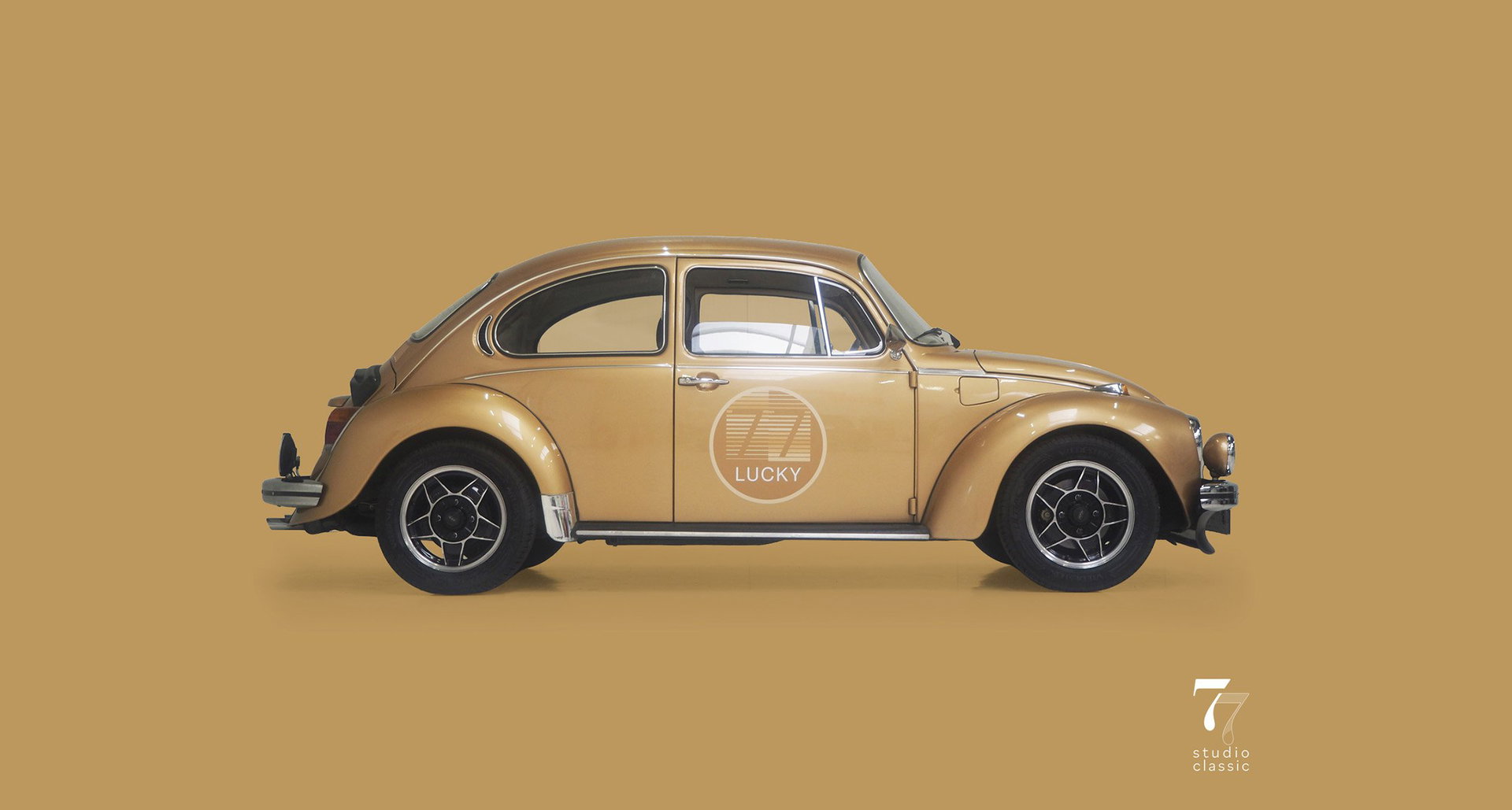 1973 VW Beetle - 1303 Maya metallic, foto 1