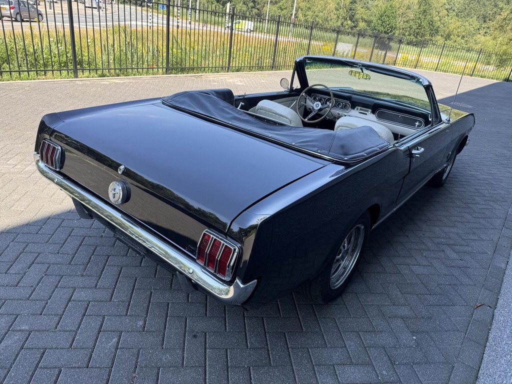 1966 Ford Mustang - Convertible, foto 2