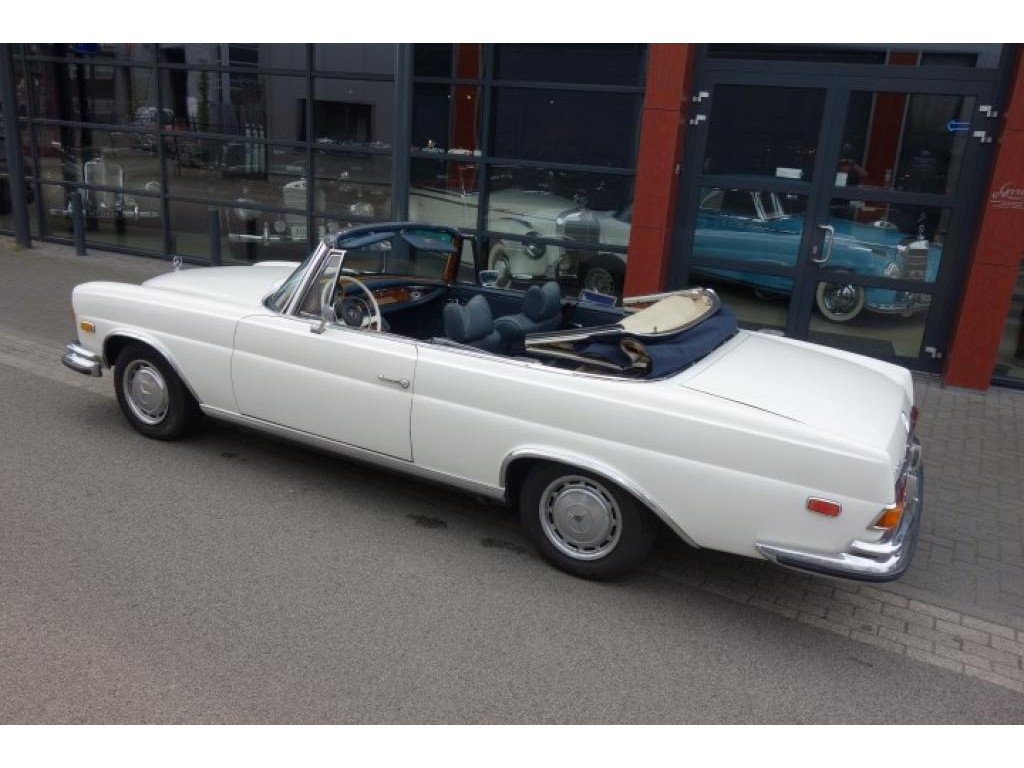 1971 Mercedes-Benz S-Class W111/112 - 280SE 3.5 cabriolet, foto 4