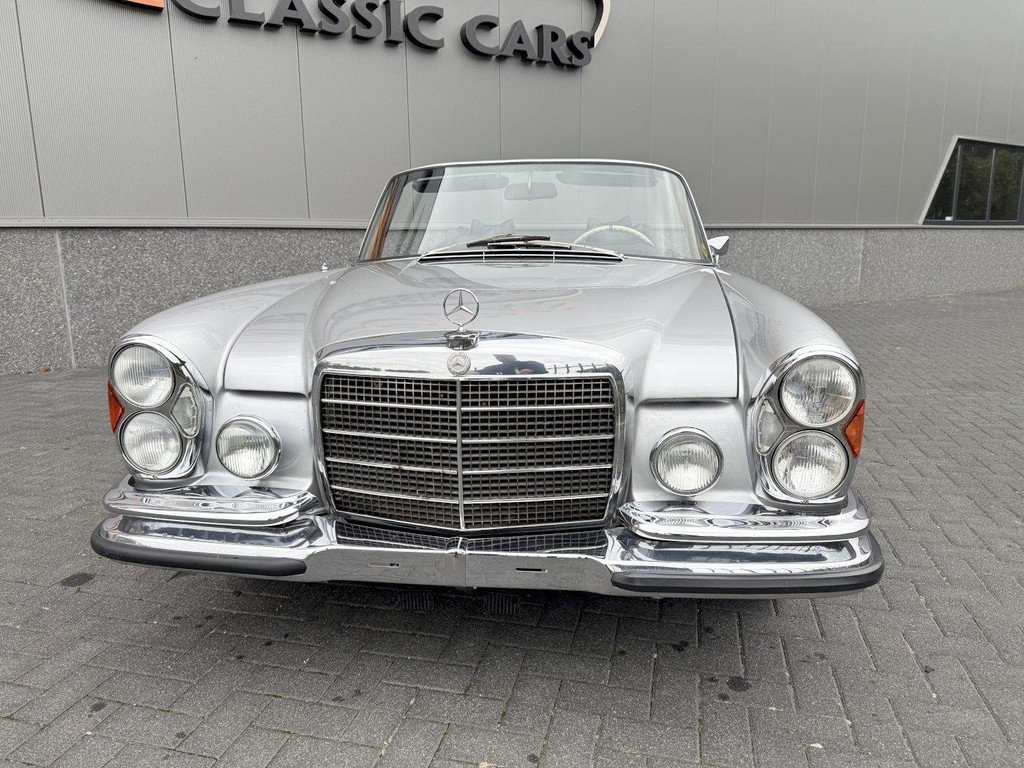 1970 Mercedes-Benz S-Class W111/112 - 280SE 3.5 Cabriolet, foto 2