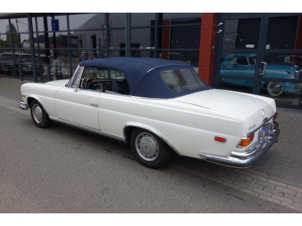 1971 Mercedes-Benz S-Class W111/112 - 280SE 3.5 cabriolet, foto 3