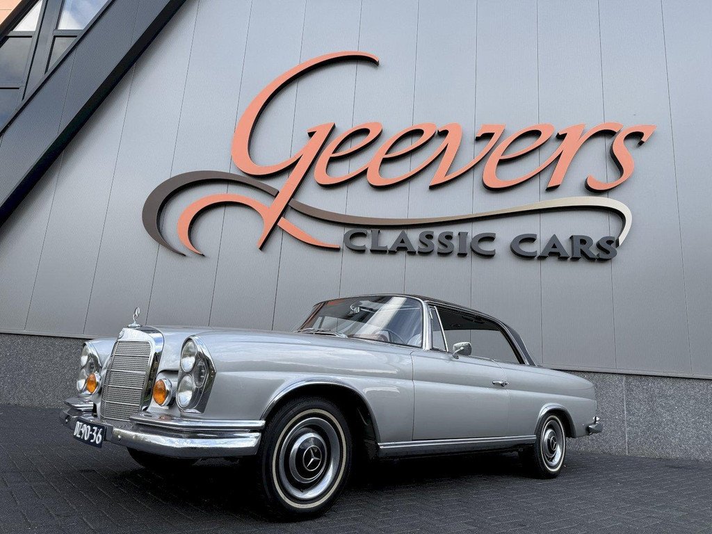 1966 Mercedes-Benz S-Class W111/112 - 250SE, foto 1