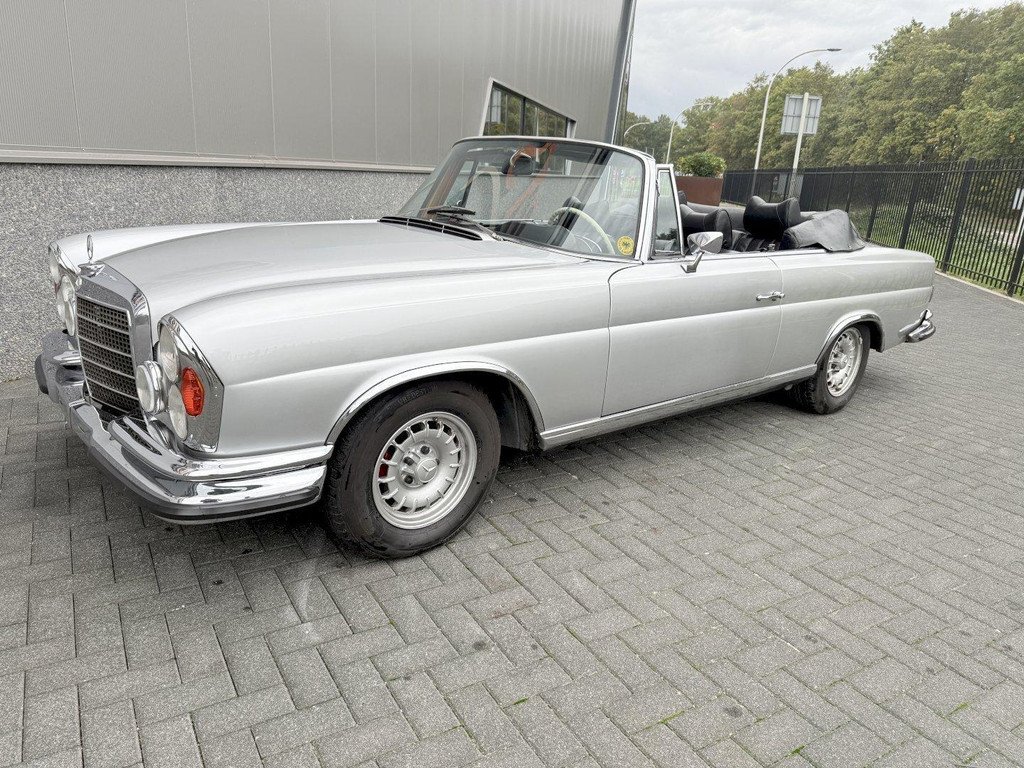 1970 Mercedes-Benz S-Class W111/112 - 280SE 3.5 Cabriolet, foto 5
