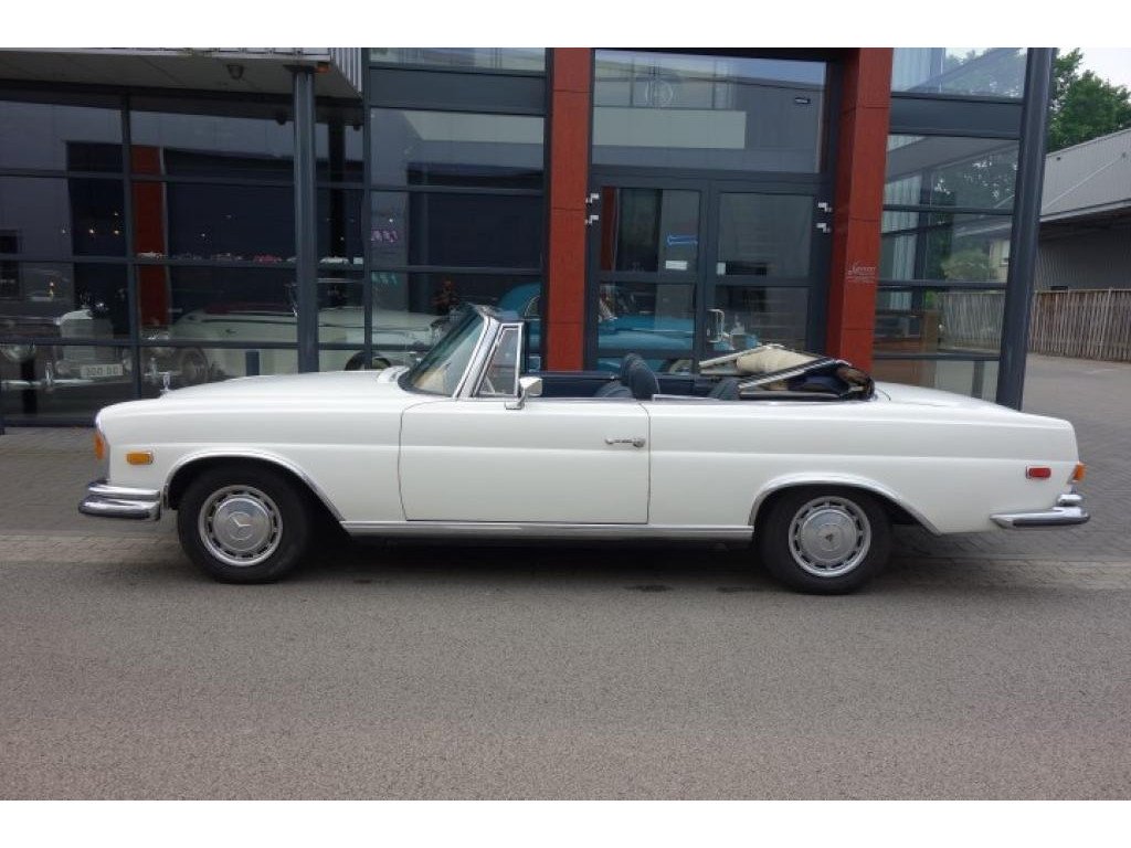 1971 Mercedes-Benz S-Class W111/112 - 280SE 3.5 cabriolet, foto 2