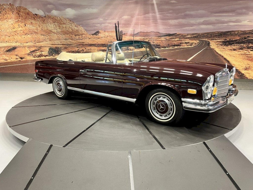 1971 Mercedes-Benz S-Class W111/112 - 280SE 3.5 Cabriolet, foto 9