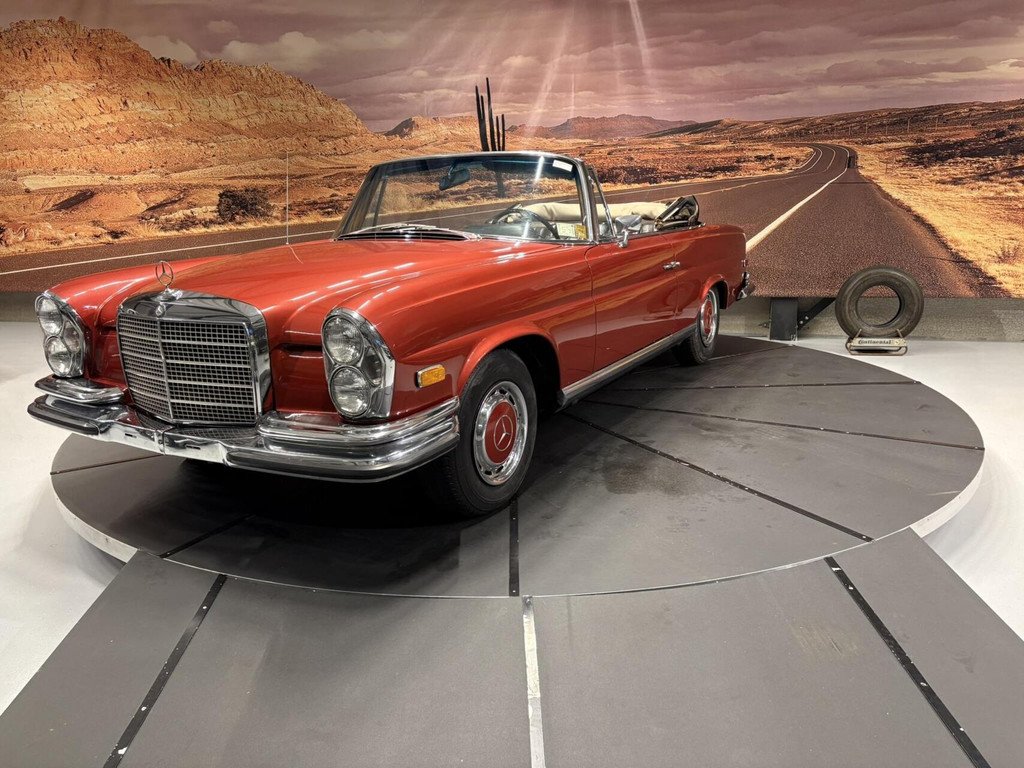 1971 Mercedes-Benz S-Class W111/112 - 280SE 3.5 Cabriolet, foto 4