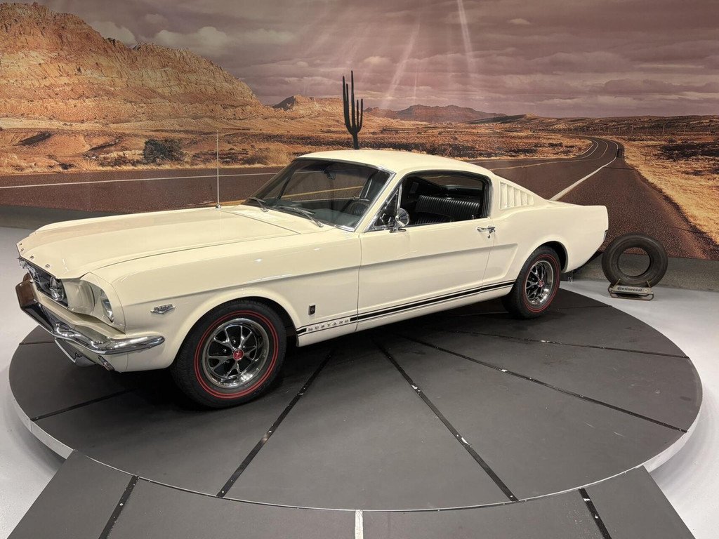 1966 Ford Mustang - Fastback K-Code GT, foto 3