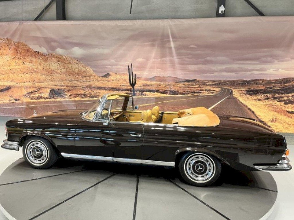 1970 Mercedes-Benz S-Class W111/112 - 280SE 3.5 Cabriolet, foto 8