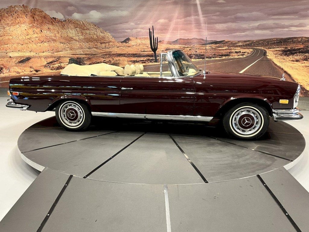 1971 Mercedes-Benz S-Class W111/112 - 280SE 3.5 Cabriolet, foto 8