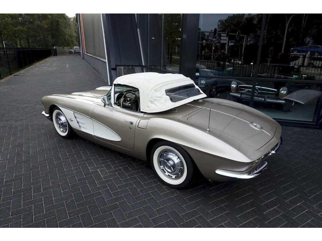 1961 Chevrolet Corvette - C1 number matching 270hp, foto 10