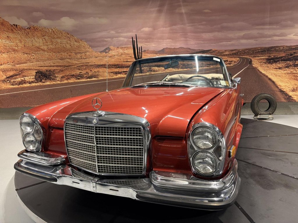 1971 Mercedes-Benz S-Class W111/112 - 280SE 3.5 Cabriolet, foto 3
