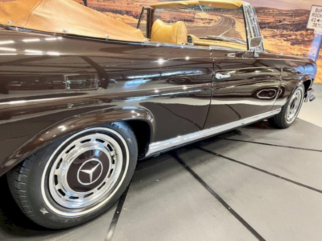 1970 Mercedes-Benz S-Class W111/112 - 280SE 3.5 Cabriolet, foto 11