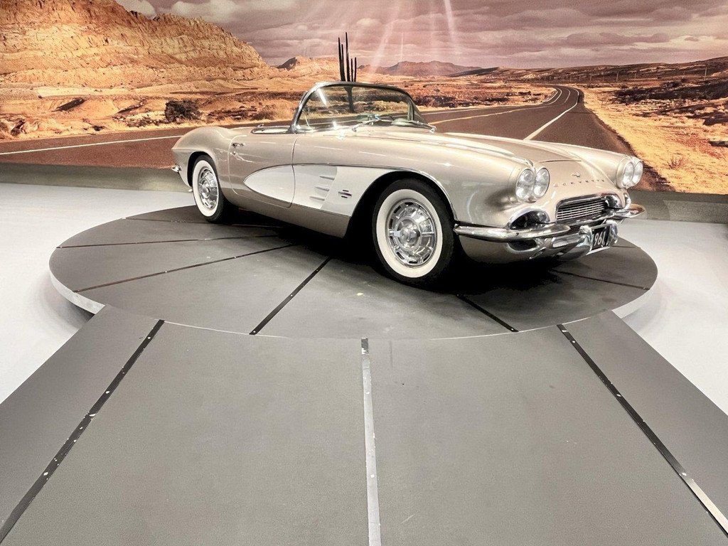 1961 Chevrolet Corvette - C1 number matching 270hp, foto 1
