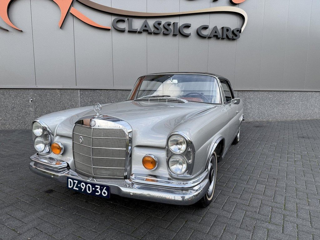 1966 Mercedes-Benz S-Class W111/112 - 250SE, foto 2
