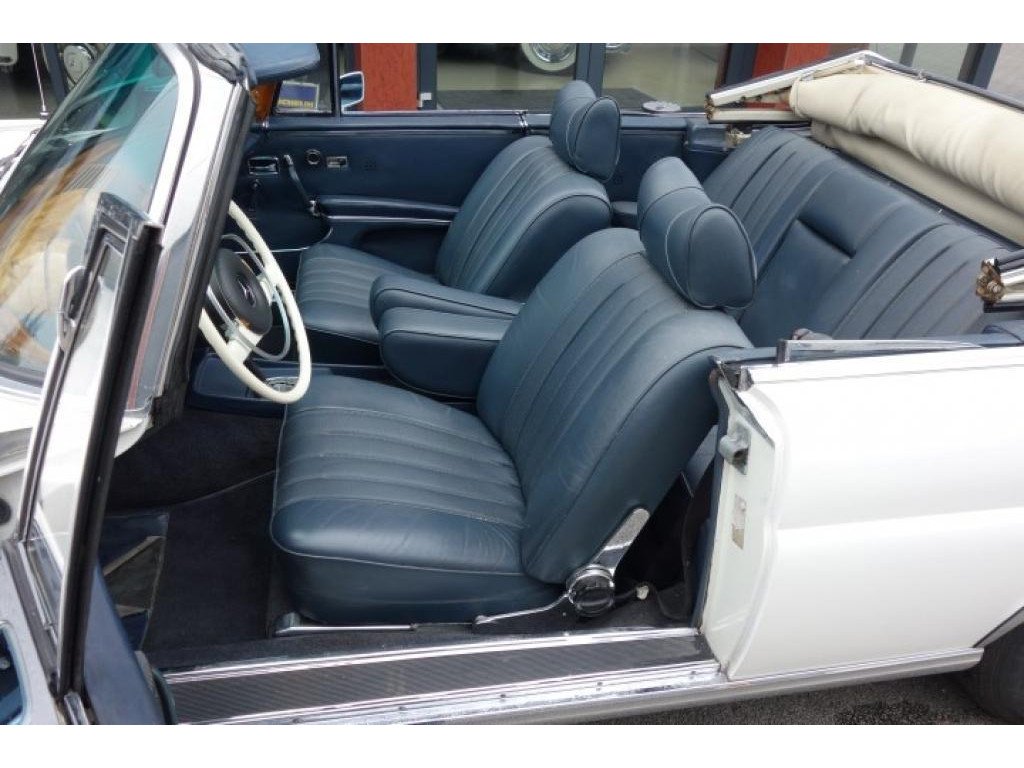 1971 Mercedes-Benz S-Class W111/112 - 280SE 3.5 cabriolet, foto 12