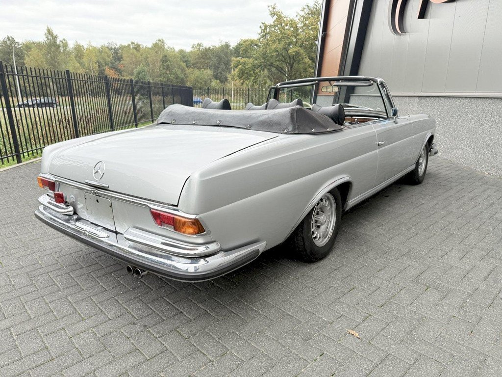 1970 Mercedes-Benz S-Class W111/112 - 280SE 3.5 Cabriolet, foto 10