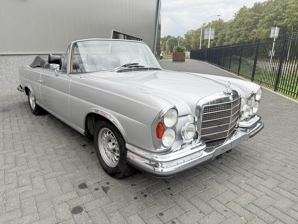 1970 Mercedes-Benz S-Class W111/112 - 280SE 3.5 Cabriolet, foto 12