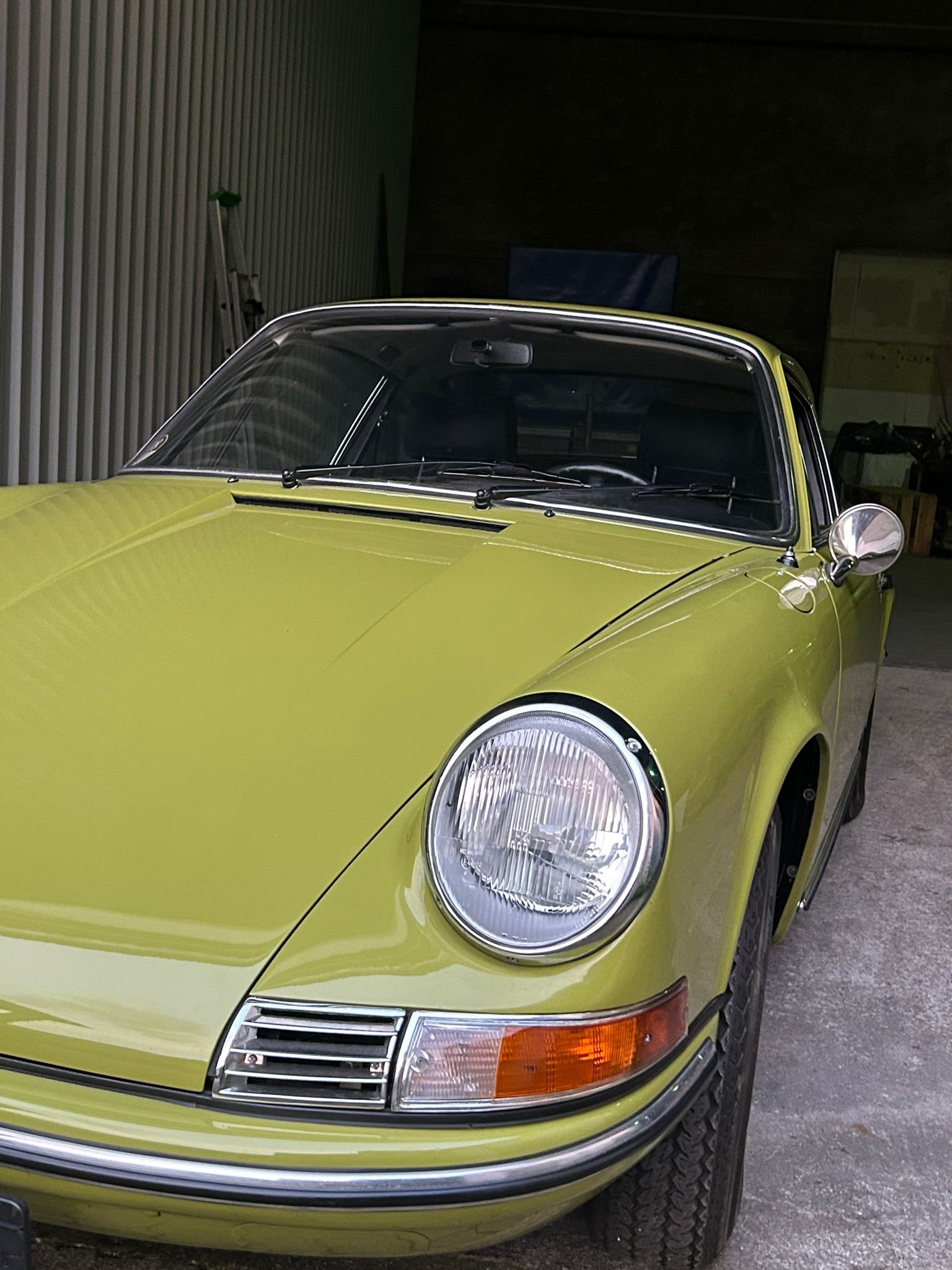 1969 Porsche 911 - 911T. Matching numbers. Restored to mint condition. Rare, original colour 'Olive', foto 4