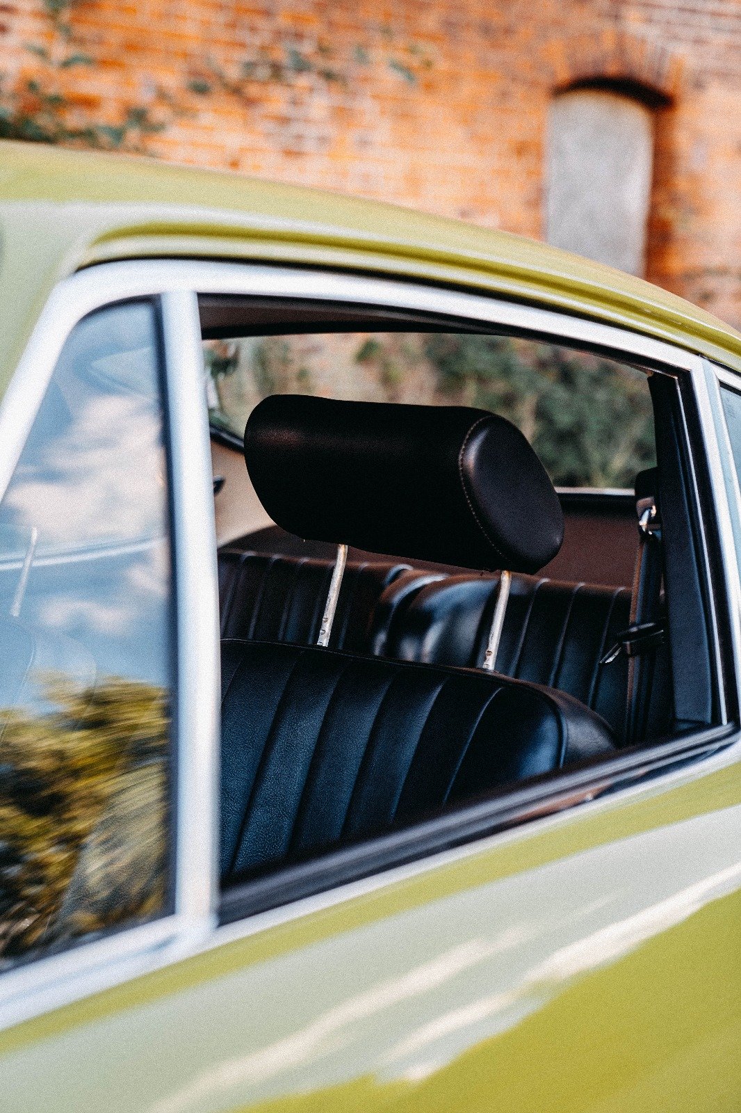 1969 Porsche 911 - 911T. Matching numbers. Restored to mint condition. Rare, original colour 'Olive', foto 6