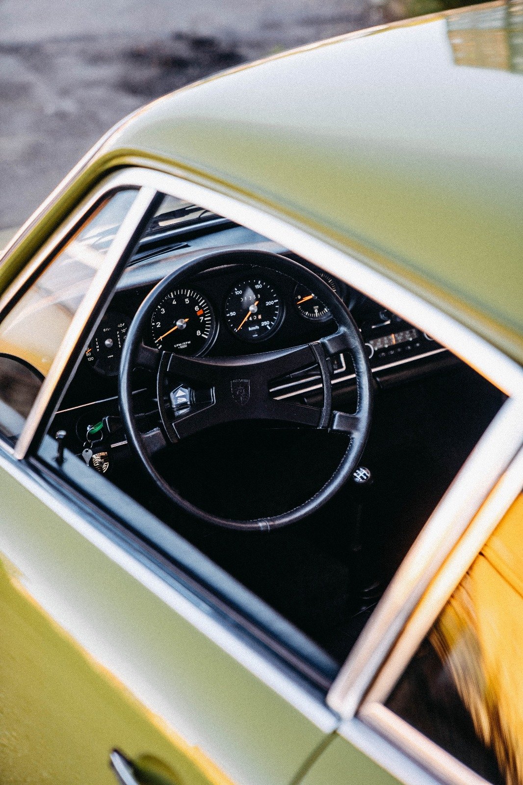 1969 Porsche 911 - 911T. Matching numbers. Restored to mint condition. Rare, original colour 'Olive', foto 7
