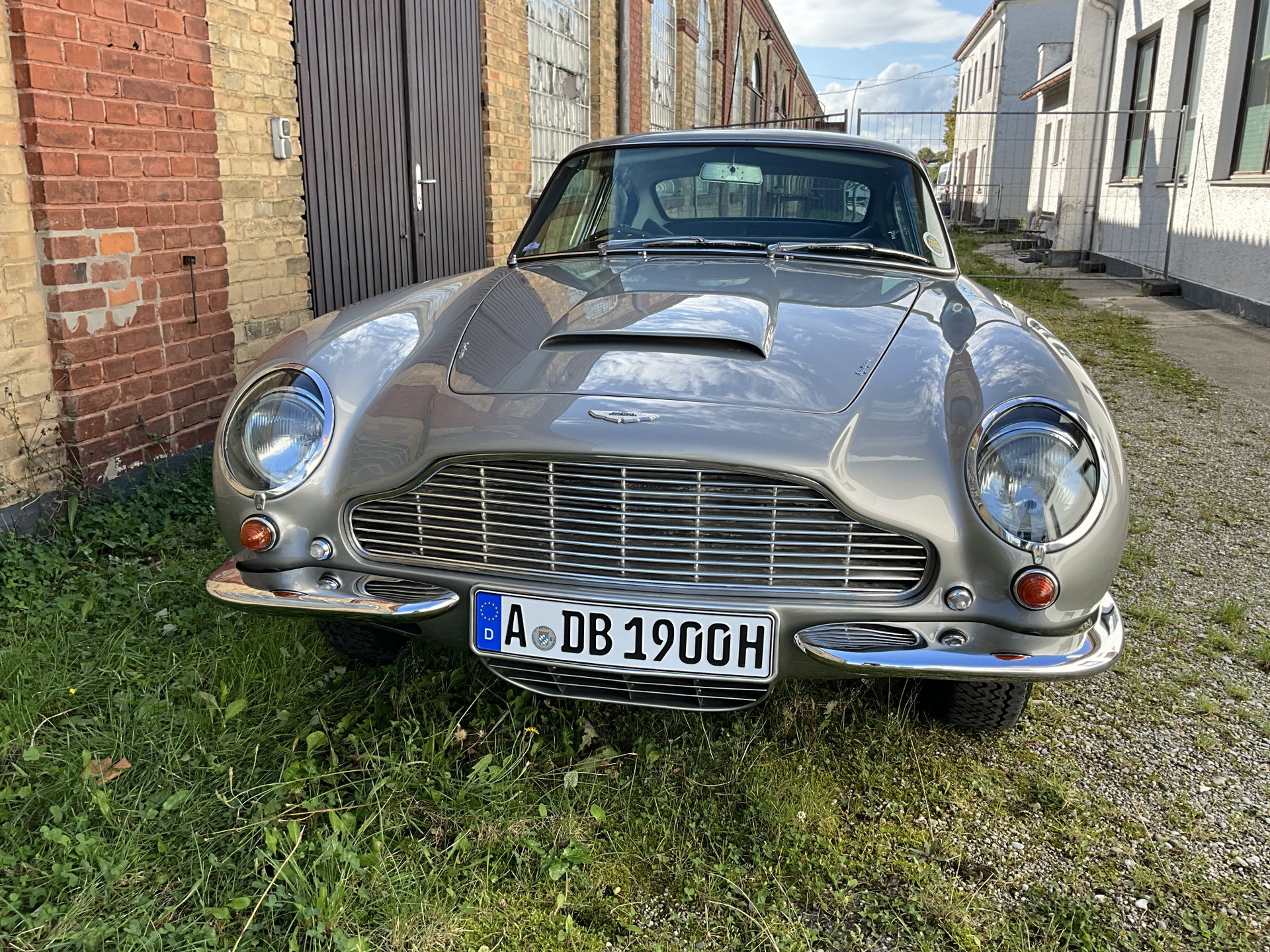 1967 Aston Martin DB6 - Coupe, foto 4