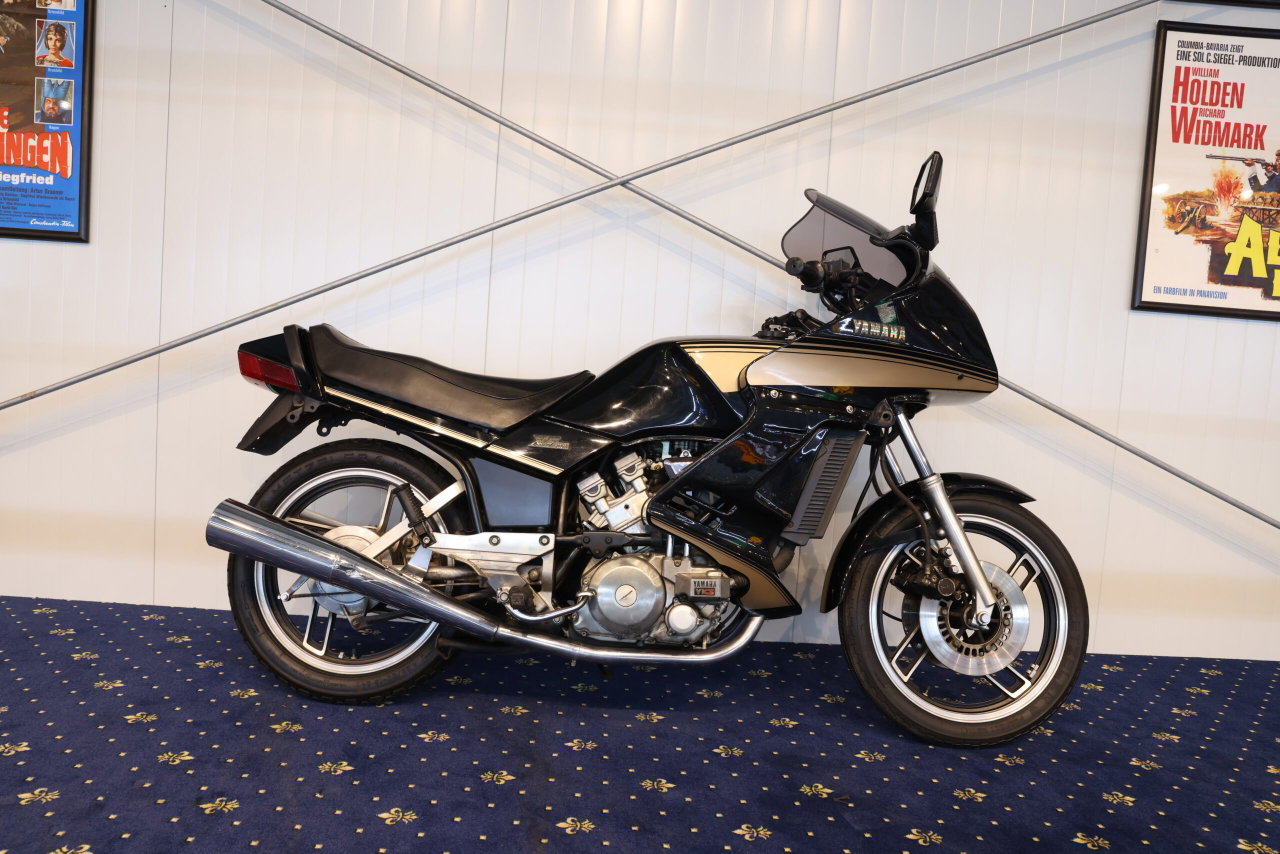 YAMAHA ST400R 1984 黒 美品 80s 国産ヴィンテージ 1984 Yamaha XZ - XZ 550 | Classic Driver Market