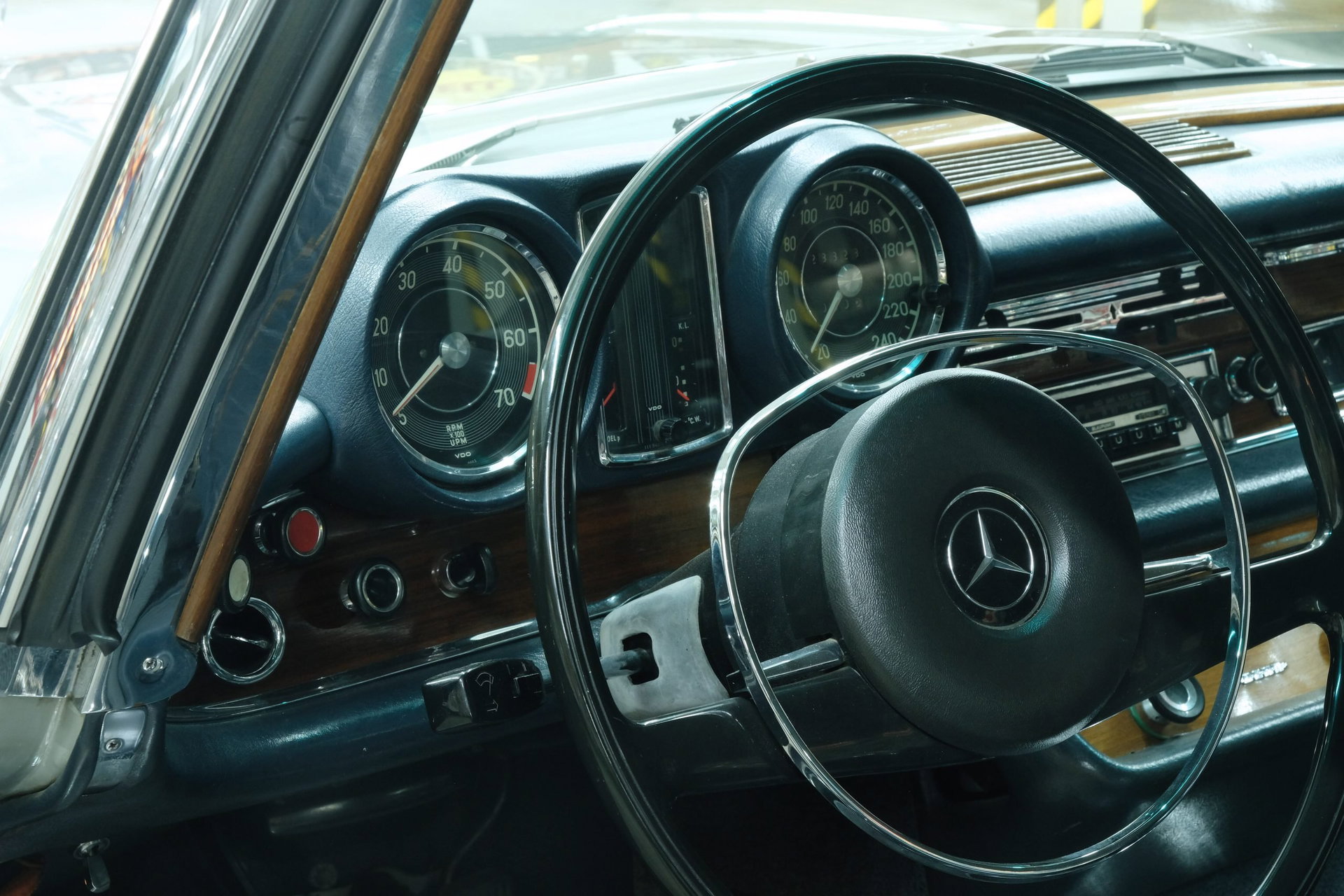1970 Mercedes-Benz S-Class W111/112 - 280 SE 3.5 Coupé, foto 10