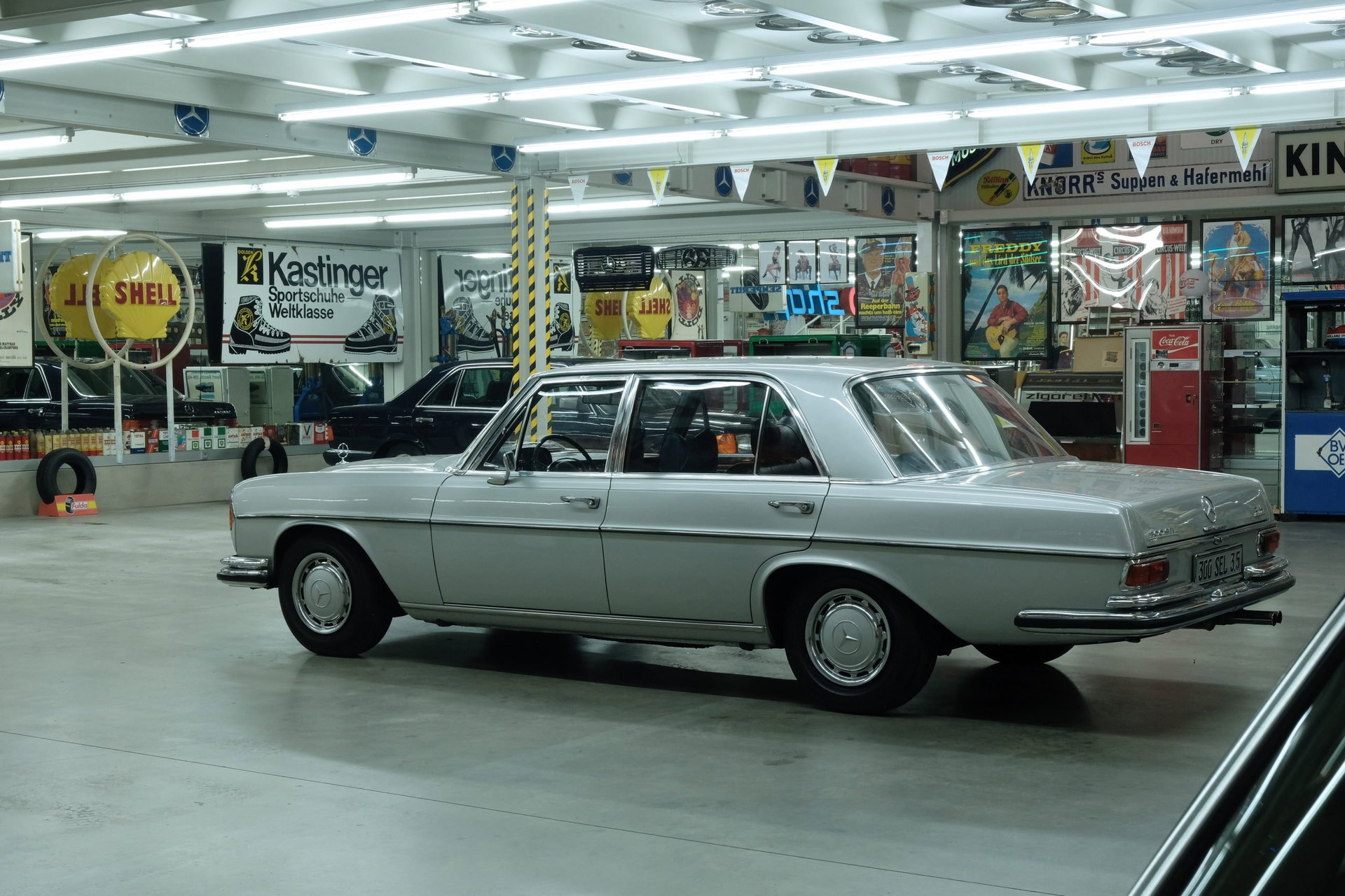 1972 Mercedes-Benz S-Class - 300 SEL 3.5, foto 4