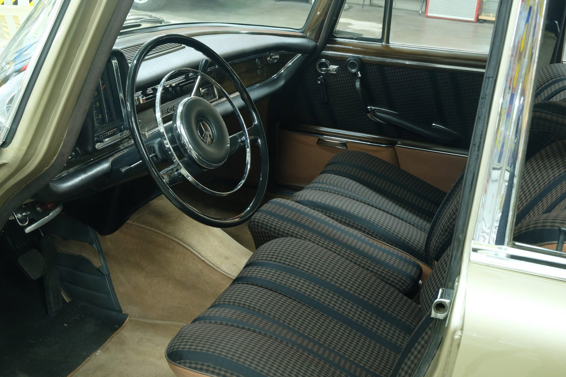 1964 Mercedes-Benz S-Class Heckflosse - 300 SE, foto 9