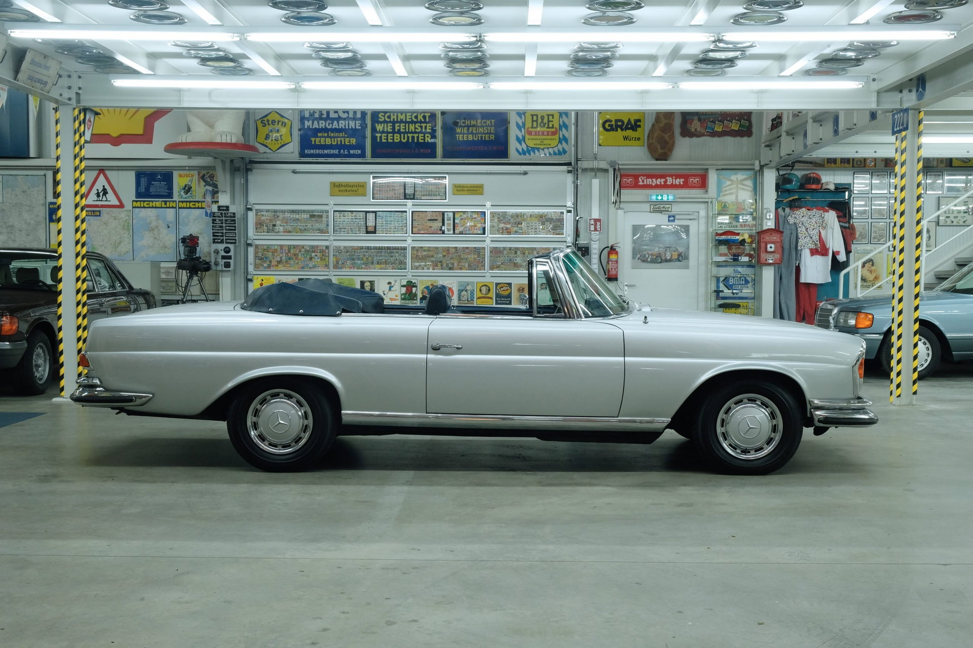 1970 Mercedes-Benz S-Class W111/112 - 280 SE 3.5 Cabriolet, foto 5