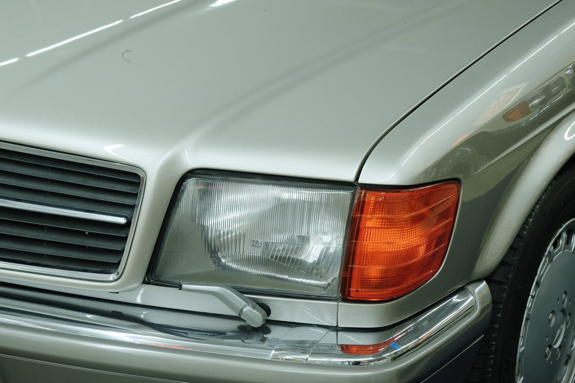 1986 Mercedes-Benz S-Class - 560 SEC, foto 4