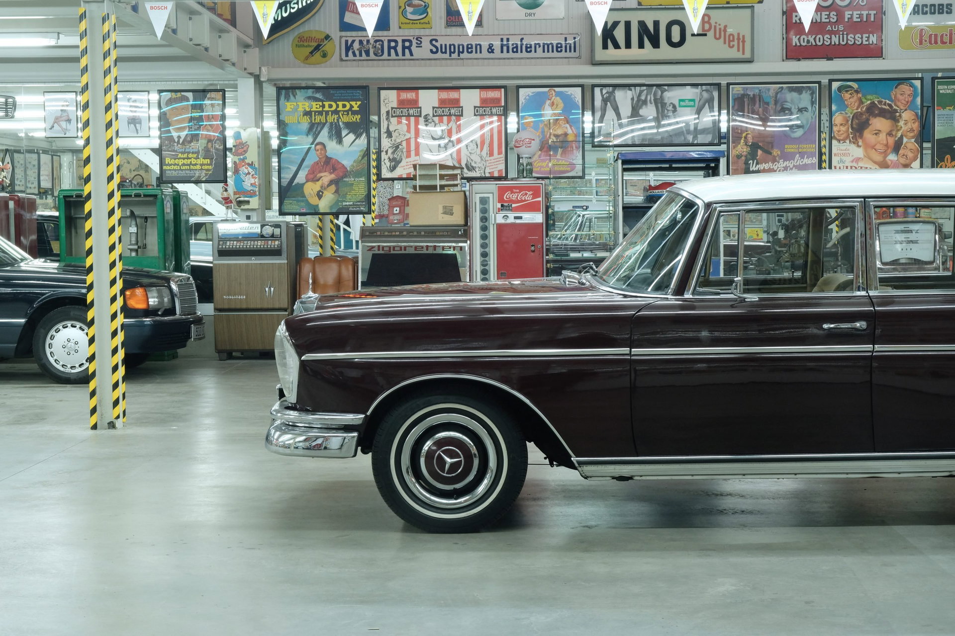 1965 Mercedes-Benz S-Class Heckflosse - 300 SE lang, foto 3