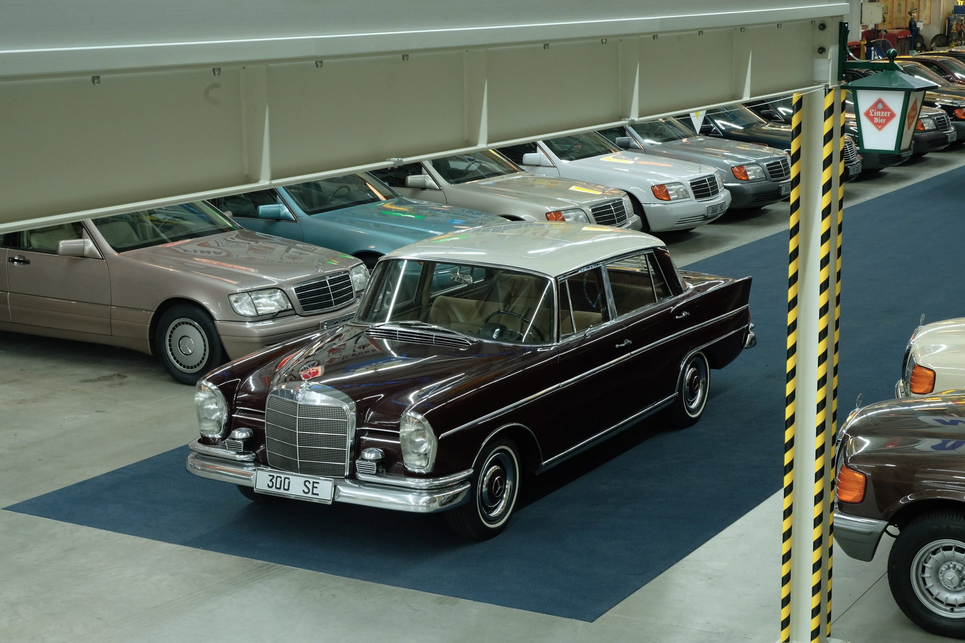 1965 Mercedes-Benz S-Class Heckflosse - 300 SE lang, foto 1