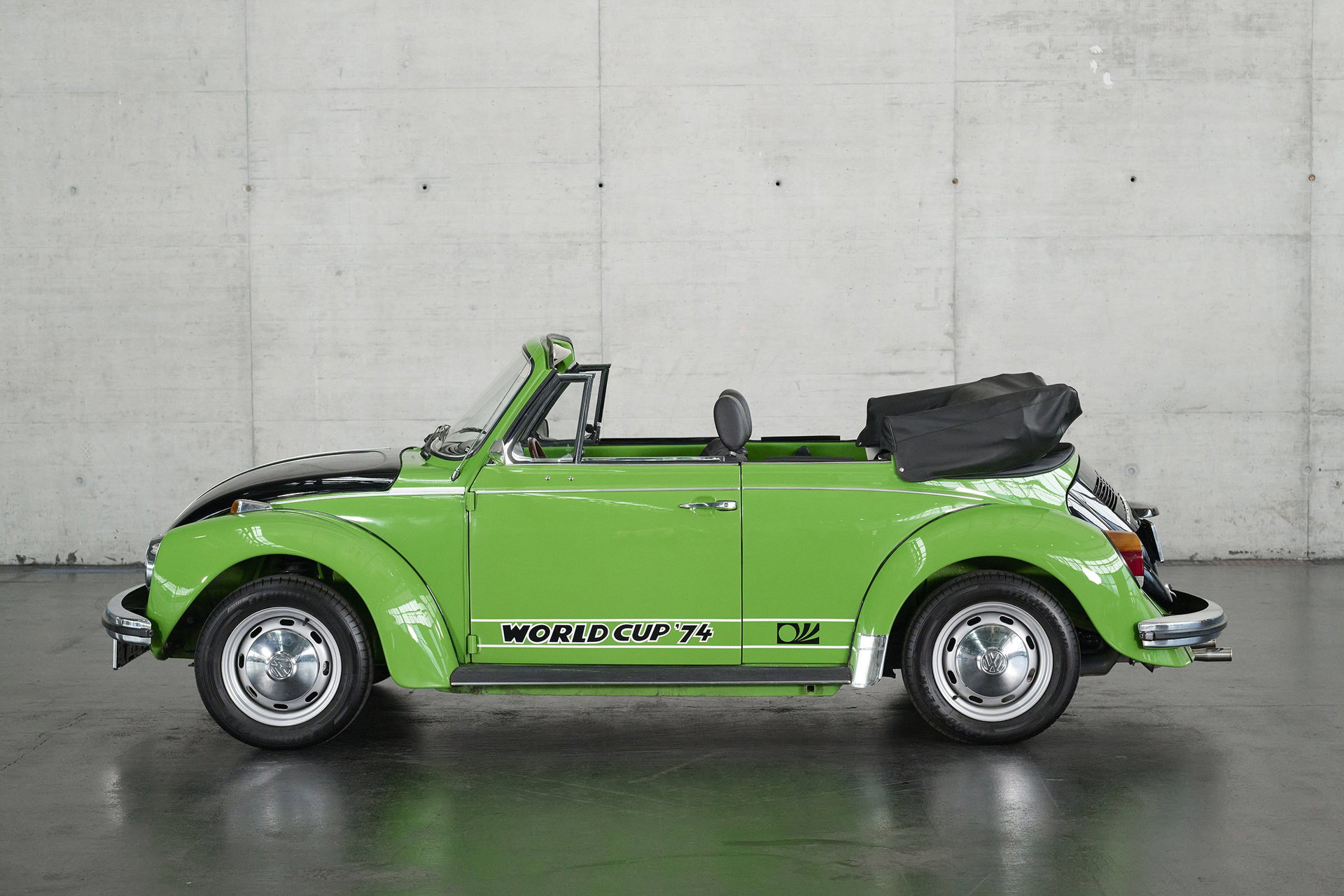 1974 VW Beetle - Käfer 1303 LS Cabriolet World Cup 74, foto 7