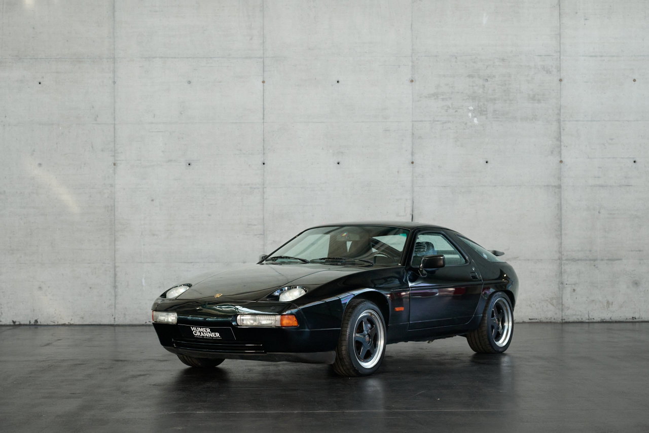 1989年式Porsche 928 S4 ドライバーズマニュアル 1989 Porsche 928 - 928 S4 | Classic Driver Market