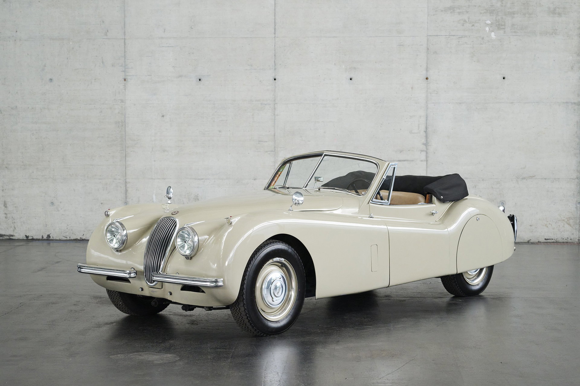 1953 Jaguar XK 120 - XK 120 Drop Head Coupé, foto 2