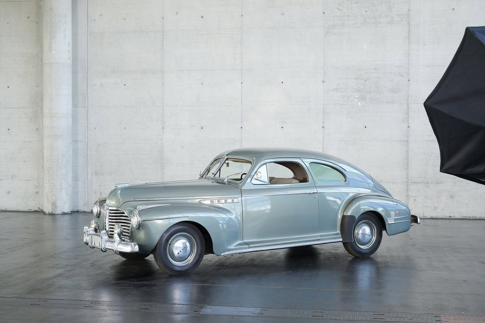 1941 Buick Century - Century Business Coupé, foto 2