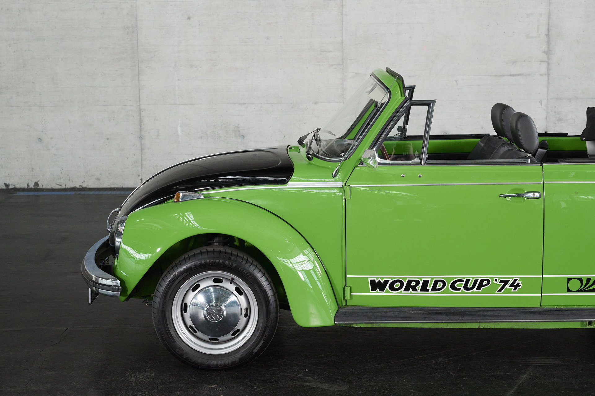 1974 VW Beetle - Käfer 1303 LS Cabriolet World Cup 74, foto 8