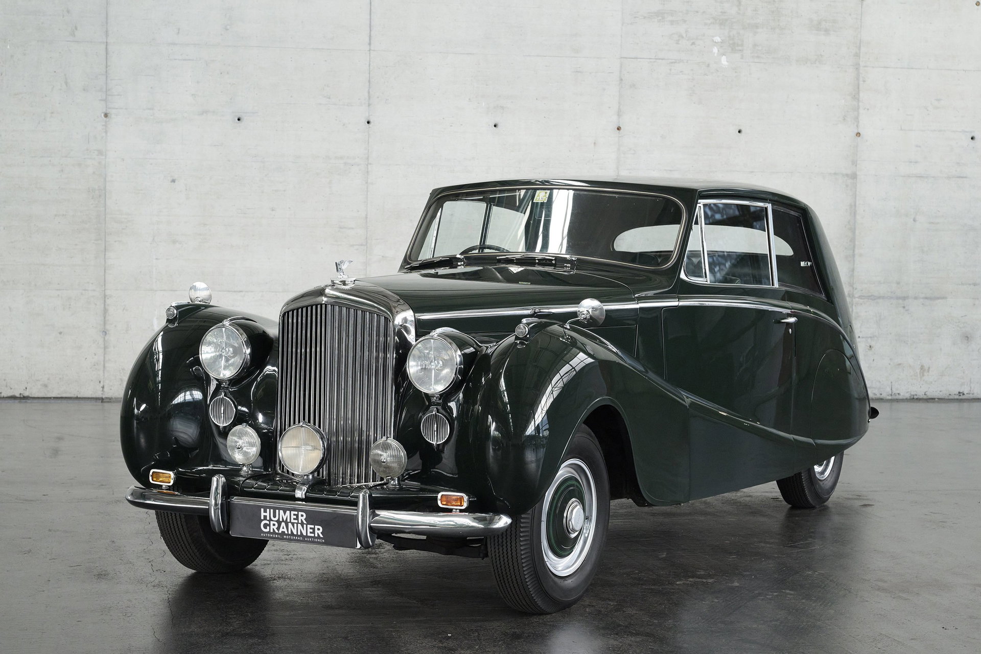 1951 Bentley Mark VI - Mark VI Two-Door Empress Saloon by Hooper, foto 2
