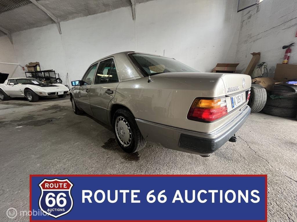 1992 Mercedes-Benz E-Class - 300, foto 5