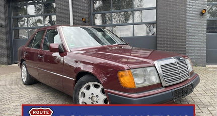 1990 Mercedes-Benz E-Class - 300