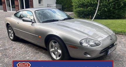 1998 Jaguar XK8 - Coupe | 1998 | Route 66 Auctions