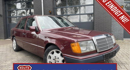 1990 Mercedes-Benz E-Class - 300