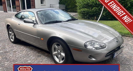1998 Jaguar XK8 - Coupe | 1998 | Route 66 Auctions