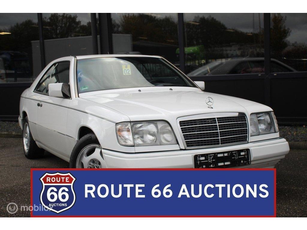 1993 Mercedes-Benz E-Class - 220, foto 3