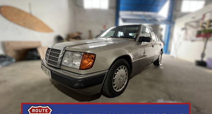 1992 Mercedes-Benz E-Class - 300