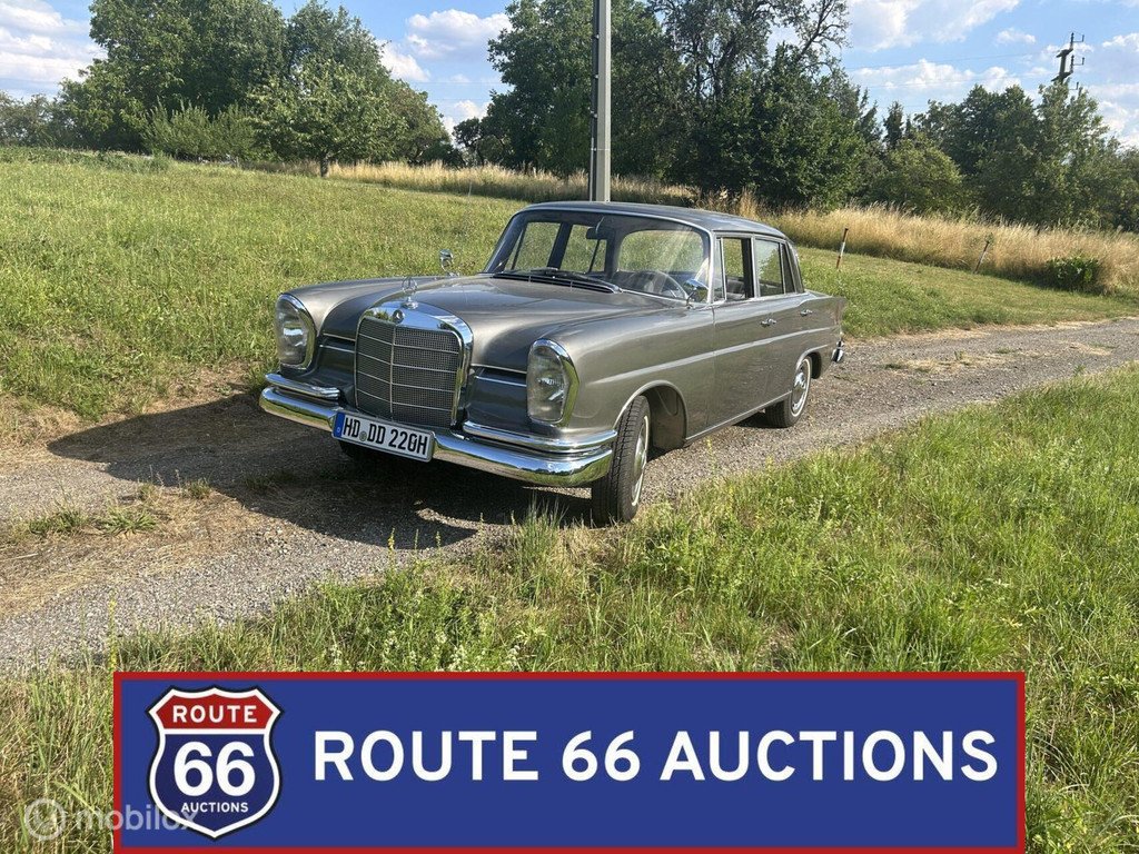 1964 Mercedes-Benz S-Class Heckflosse, foto 1